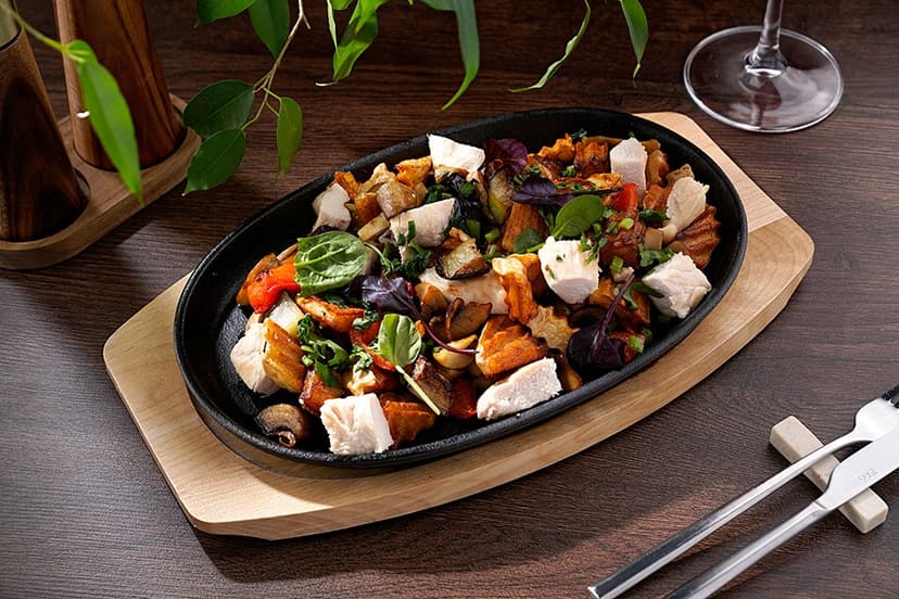 Сковородка с курицей