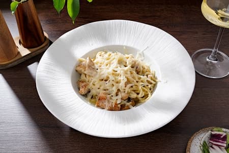 С курицей и грибами